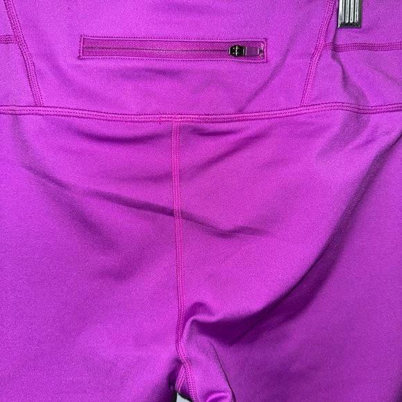 Athleta Pacesetter Crop Leggings - Picture 6 of 8